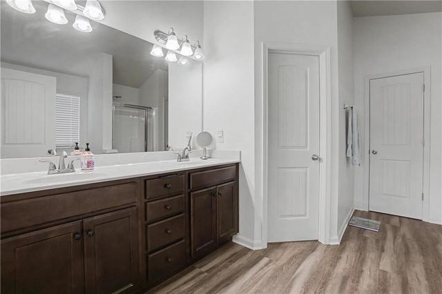 431 Parkstone Drive, Woodstock, GA 30188