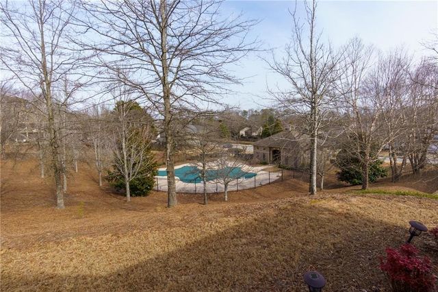 431 Parkstone Drive, Woodstock, GA 30188