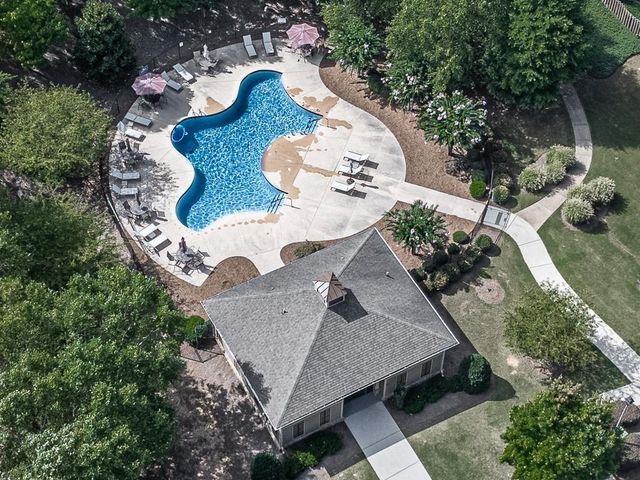 431 Parkstone Drive, Woodstock, GA 30188