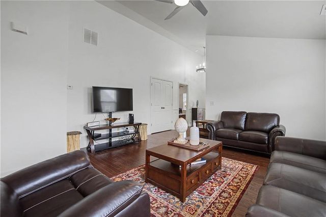 431 Parkstone Drive, Woodstock, GA 30188