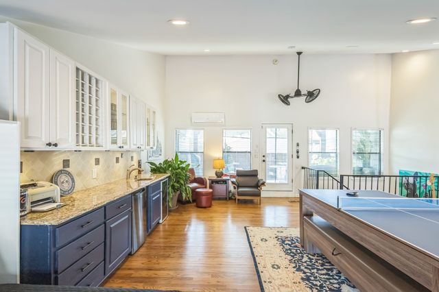 4103 Avondale Avenue 5, Dallas, TX 75219