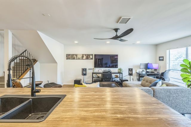 4103 Avondale Avenue 5, Dallas, TX 75219
