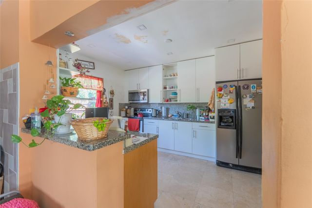 20515 NE 15th Ave, Miami, FL 33179