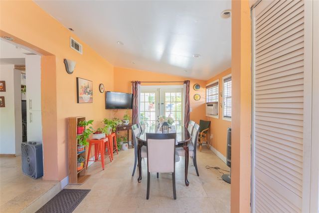 20515 NE 15th Ave, Miami, FL 33179