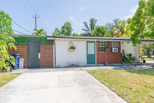 20515 NE 15th Ave, Miami, FL 33179