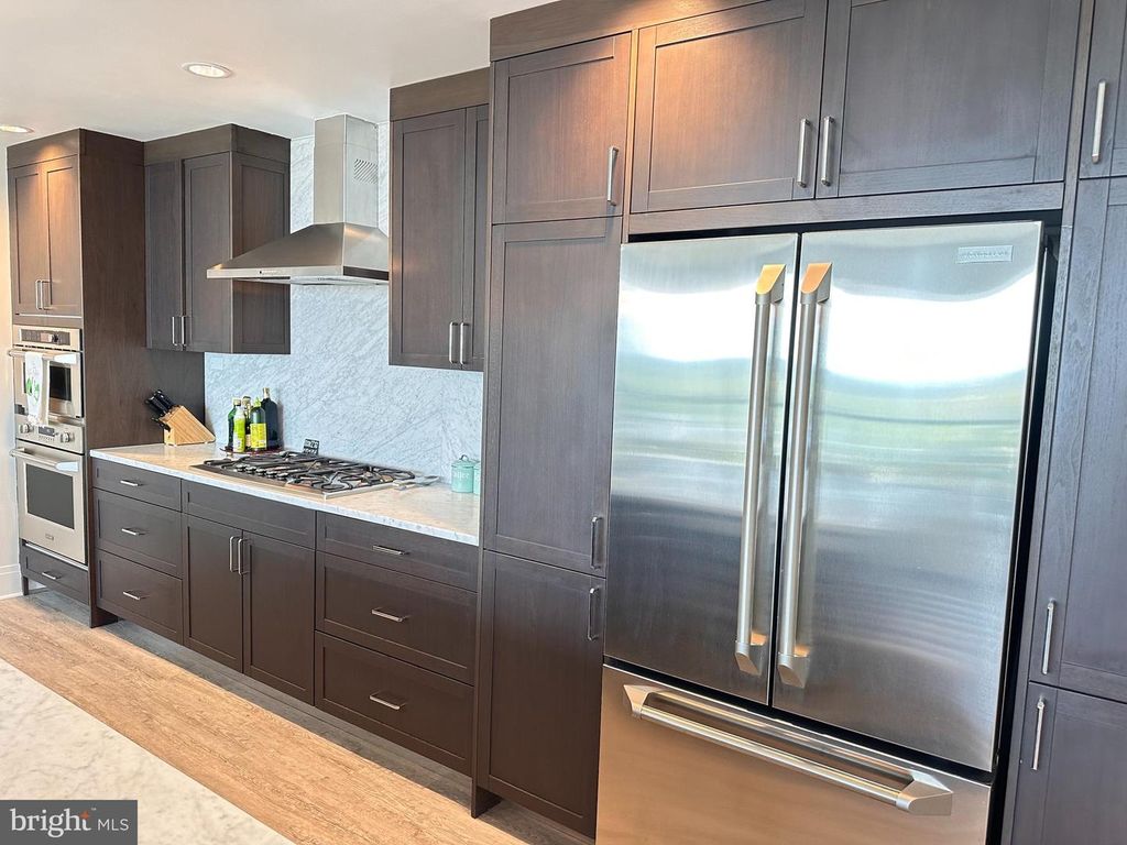 Image 15 of property listing at 930 ROSE AVE #2001, Rockville, MD 20852