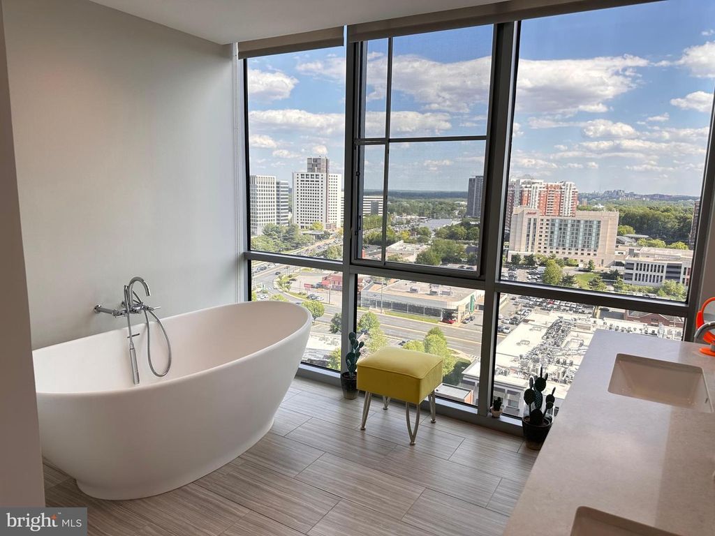 Image 27 of property listing at 930 ROSE AVE #2001, Rockville, MD 20852