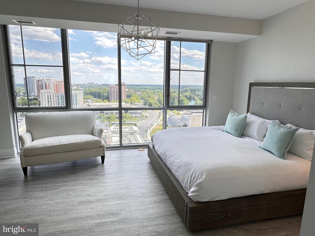 Image 36 of property listing at 930 ROSE AVE #2001, Rockville, MD 20852