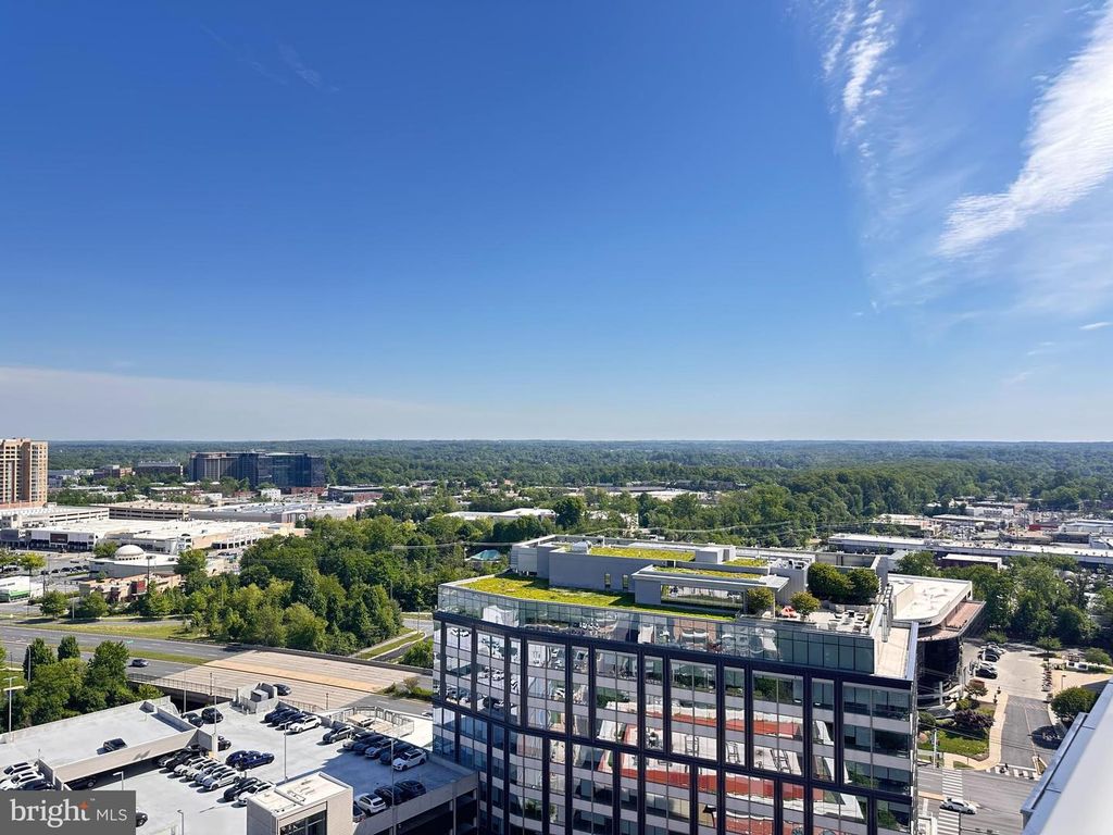 Image 65 of property listing at 930 ROSE AVE #2001, Rockville, MD 20852