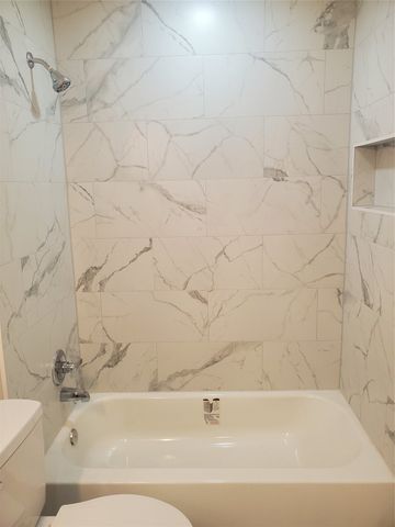 516 W Beach Street, Fort Worth, TX 76111