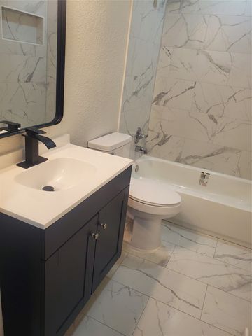 516 W Beach Street, Fort Worth, TX 76111