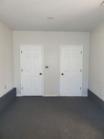 516 W Beach Street, Fort Worth, TX 76111