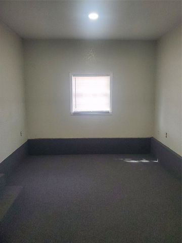 516 W Beach Street, Fort Worth, TX 76111