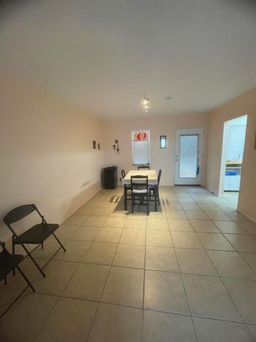 2821 Somerset Drive 118, Lauderdale Lakes, FL 33311