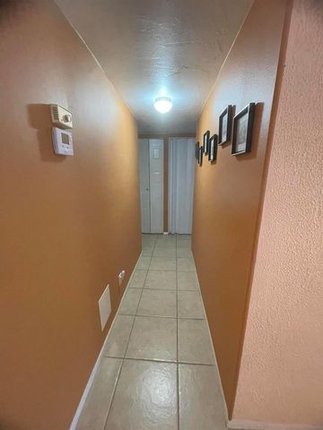 2821 Somerset Drive 118, Lauderdale Lakes, FL 33311