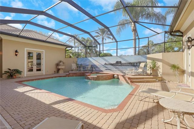 904 Glen Lake CIR, Naples, FL 34119