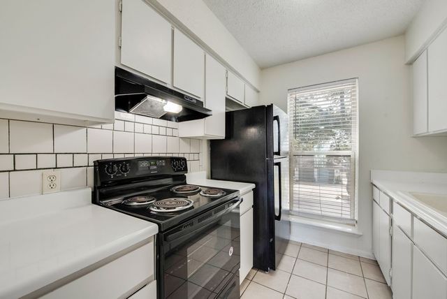 3824 Cibolo Drive 122B, Fort Worth, TX 76133