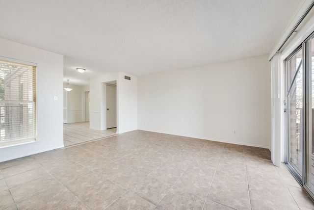 3824 Cibolo Drive 122B, Fort Worth, TX 76133