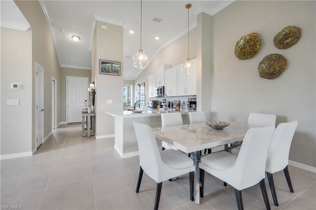 11811 Venetian Lagoon DR 204, Fort Myers, FL 33913