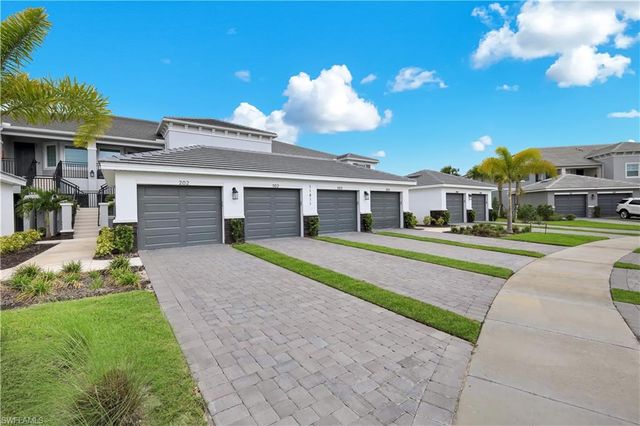 11811 Venetian Lagoon DR 204, Fort Myers, FL 33913