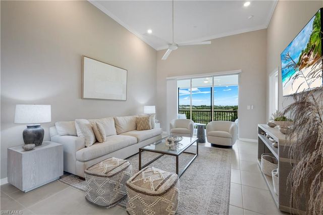 11811 Venetian Lagoon DR 204, Fort Myers, FL 33913