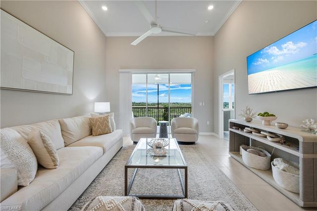 11811 Venetian Lagoon DR 204, Fort Myers, FL 33913