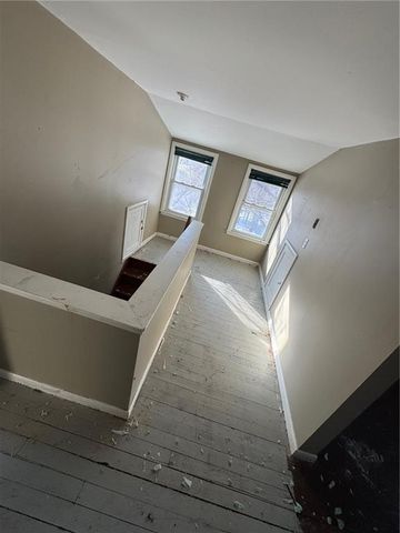 25 E Jefferson Street, Black River Falls, WI 54615