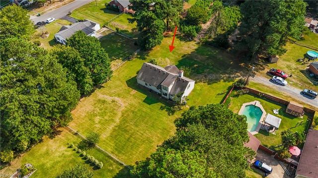 210 Oakwood AVE, Suffolk, VA 23435