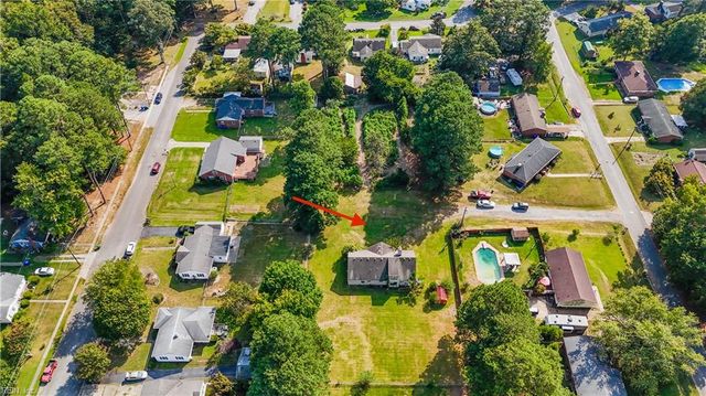 210 Oakwood AVE, Suffolk, VA 23435