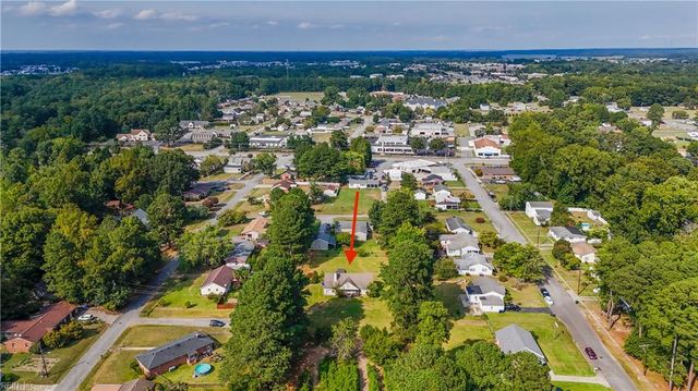 210 Oakwood AVE, Suffolk, VA 23435