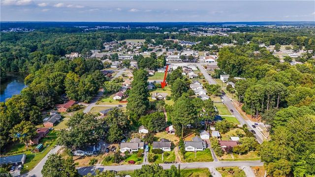 210 Oakwood AVE, Suffolk, VA 23435