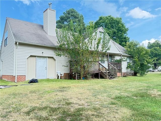 210 Oakwood AVE, Suffolk, VA 23435