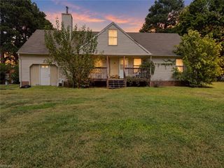 210 Oakwood AVE, Suffolk, VA 23435