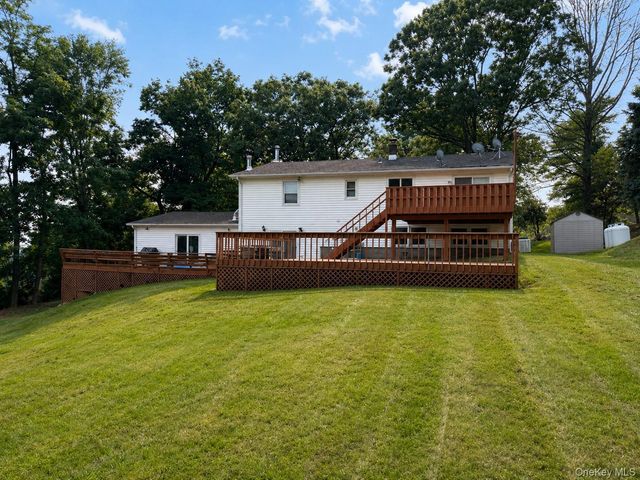 1618 Morningview Drive, Yorktown Heights, NY 10598