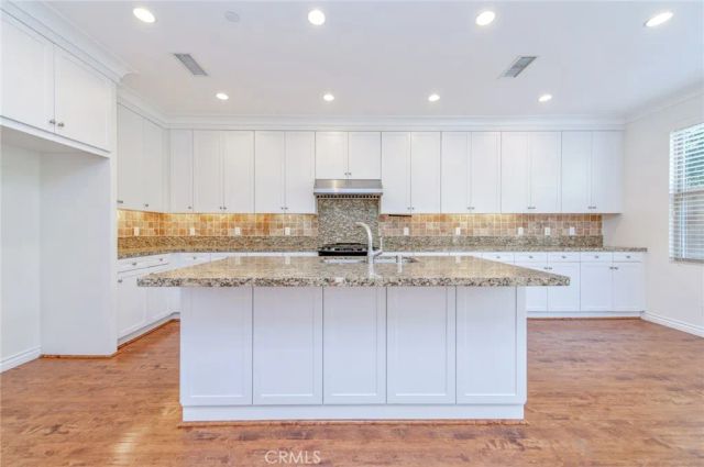 122 Baritone, Irvine, CA 92620