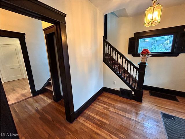 10409 Fidelity Avenue, Cleveland, OH 44111