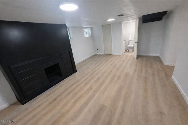 10409 Fidelity Avenue, Cleveland, OH 44111