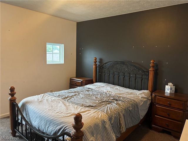 4489 Woodstone Avenue NW, Massillon, OH 44647