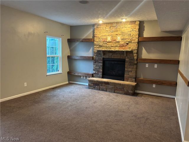 4489 Woodstone Avenue NW, Massillon, OH 44647