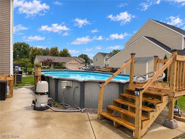 4489 Woodstone Avenue NW, Massillon, OH 44647
