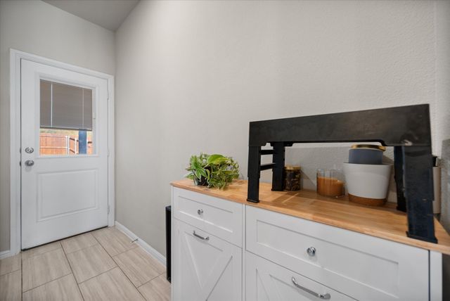 3133 Strawberry Farm Lane, Fort Worth, TX 76140