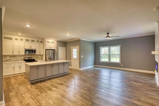 853 Pearl St, Madison, GA 30650