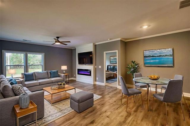 853 Pearl St, Madison, GA 30650