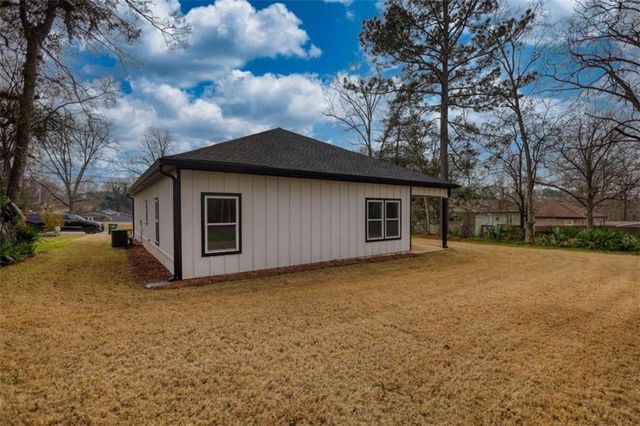 853 Pearl St, Madison, GA 30650