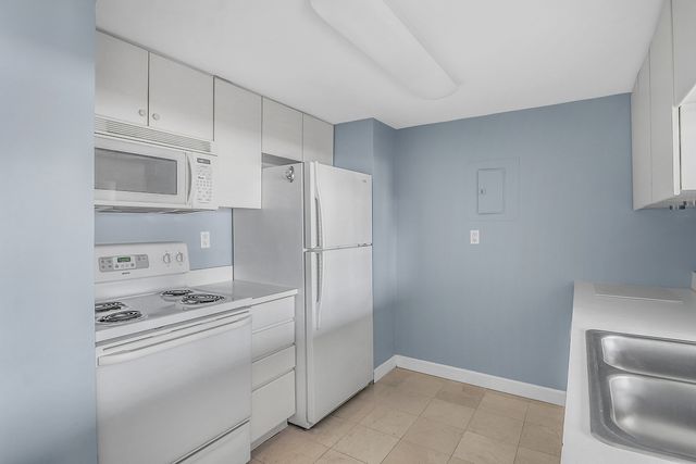 127 Greyrock Place 603, Stamford, CT 06901