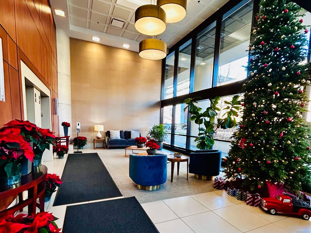 127 Greyrock Place 603, Stamford, CT 06901