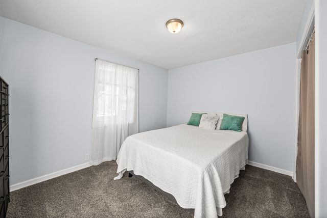 171 Eagle Nest Ct, Dover, TN 37058