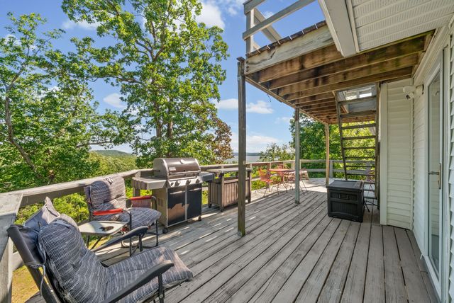 171 Eagle Nest Ct, Dover, TN 37058