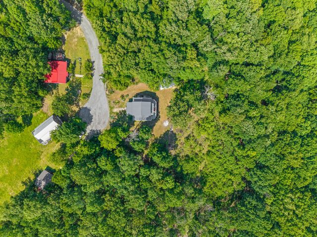 171 Eagle Nest Ct, Dover, TN 37058