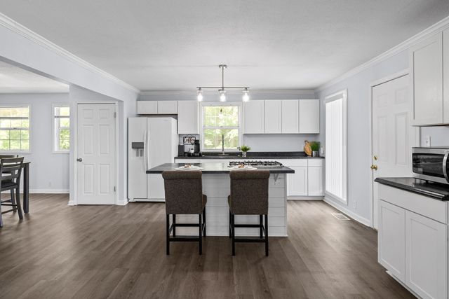 171 Eagle Nest Ct, Dover, TN 37058